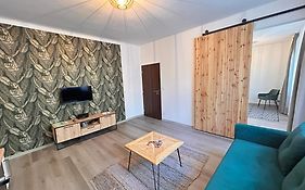 Apartment 1 In The Bank House